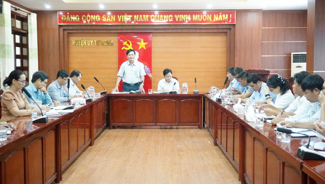 Đồng chí Nguyễn Văn Thành, Tỉnh ủy viên, Bí thư Đảng ủy – Giám đốc Sở phát biểu tại buổi làm việc.