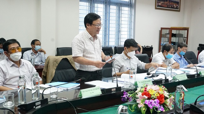 TS. Trần Văn Mạnh, Giám đốc Trung tâm Khảo kiểm nghiệm giống và sản phẩm cây trồng miền Trung - Ủy viên phản biện tuyển chọn đề tài.