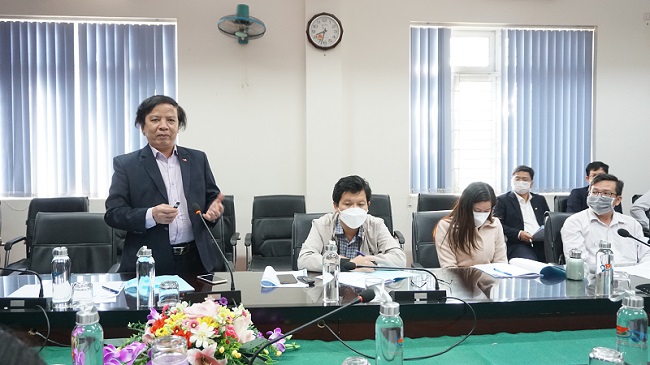 Phó Giám đốc Sở KH&CN tỉnh Quảng Nam báo cáo tham luận.