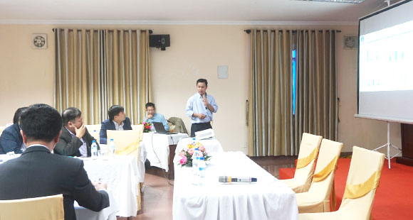 Ông Nguyễn Khánh Tùng – Phó Trưởng phòng Phụ trách Phòng Phát triển công nghệ – Cục Ứng dụng và Phát triển công nghệ trình bày tham luận.