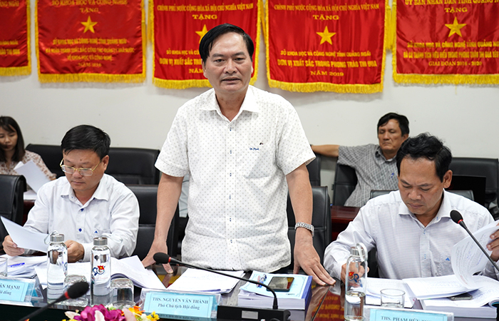 Ông Nguyễn Văn Thành, Phó Chủ tịch hội đồng, Giám đốc Sở KH&CN phát biểu, đánh giá kết quả thực hiện dự án.