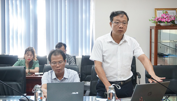 ThS. Phạm Hồng Khuyến – Chủ nhiệm Dự án báo cáo kết quả thực hiện tại Hội đồng nghiệm thu.