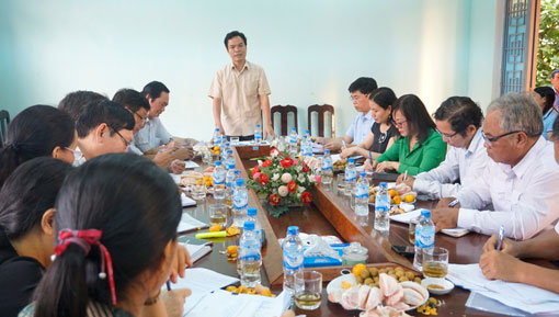 Đoàn công tác UBND tỉnh Quảng Ngãi thăm và làm việc Trại Nghiên cứu thực nghiệm.