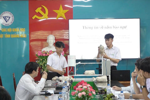 Những ý tưởng sáng tạo ứng dụng AI xuất sắc của Thanh Thiếu niên Quảng Ngãi
