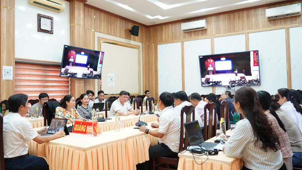 Hội nghị tập huấn toàn quốc về chuyên môn, nghiệp vụ liên quan đến công tác sắp xếp bộ máy chính quyền hai cấp