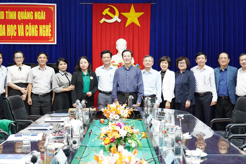 Tổng cục Tiêu chuẩn Đo lường Chất lượng về thăm và làm việc với Sở Khoa học và Công nghệ tỉnh Quảng Ngãi