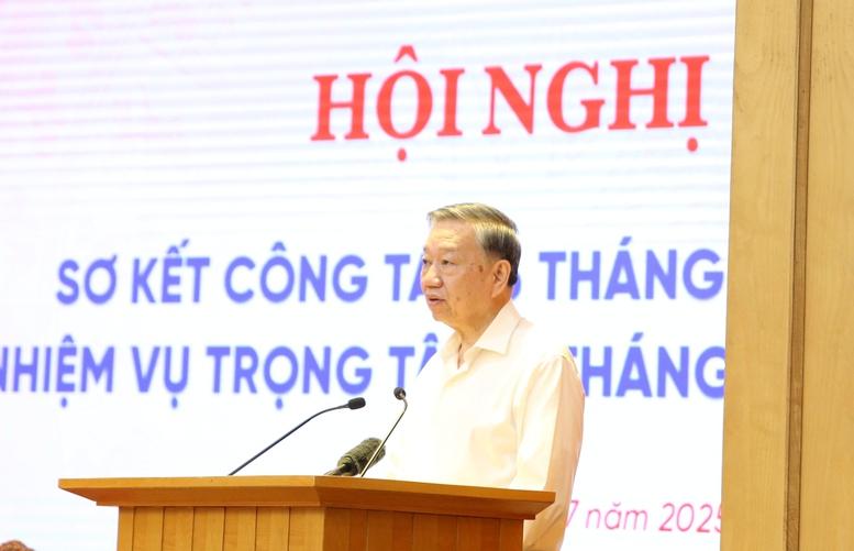 Tổng Bí thư Tô Lâm: Không có chuyển đổi số, mô hình hành chính hai cấp sẽ không thể vận hành hiệu quả- Ảnh 1.